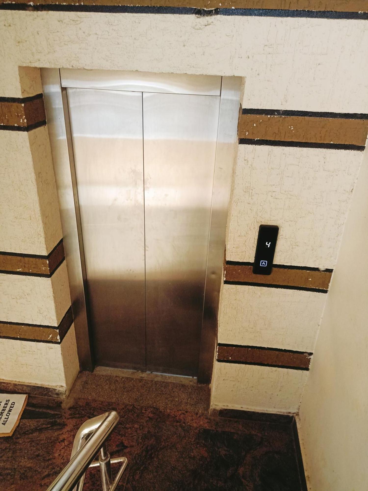 Apartamento Garuda Grand Tirupati Exterior foto